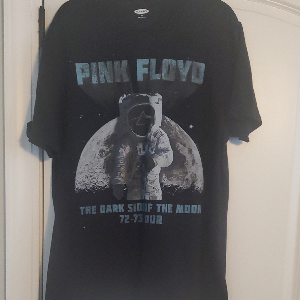 Old Navy Black Pink Floyd Graphic Tee